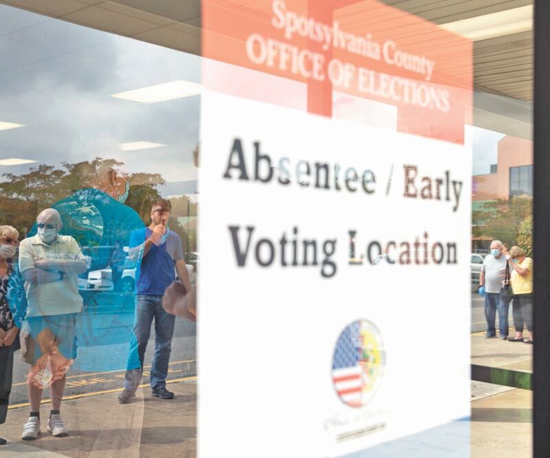 En la campaña presidencial, los dos candidatos plantean mayor generación de empleos y reducir importaciones con el exterior. ARCHIVO EL UNIVERSAL