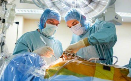 Implantan esternón fabricado con impresora 3D