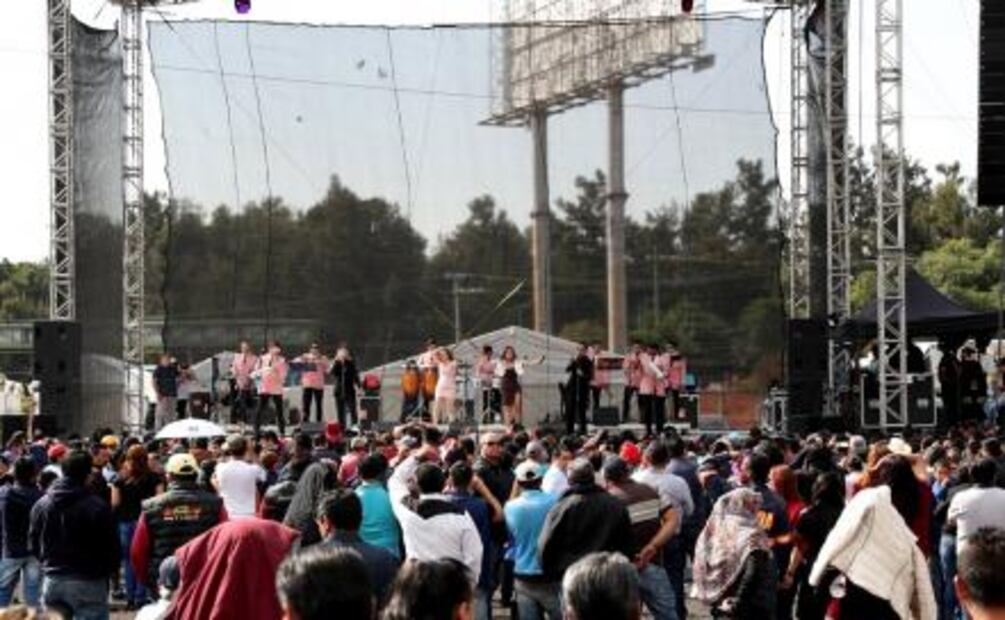 Crónica. Celebran aniversario de Central de Abastos con baile