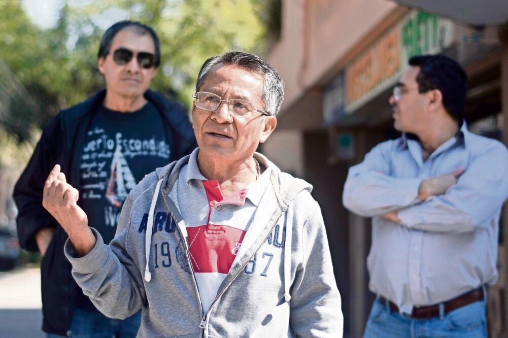 Los colonos afirman que los ladrones roban principalmente autopartes de manera muy rápida, pues lo hacen en segundos. (ALONSO ROMERO. EL UNIVERSAL)