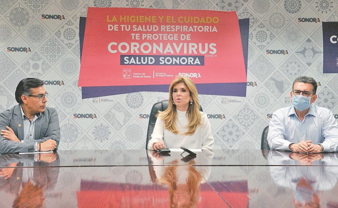 La gobernadora Claudia Pavlovich evaluó el plan integral de atención médica y reconversión hospitalaria que se seguirá en Sonora. Foto: Especial