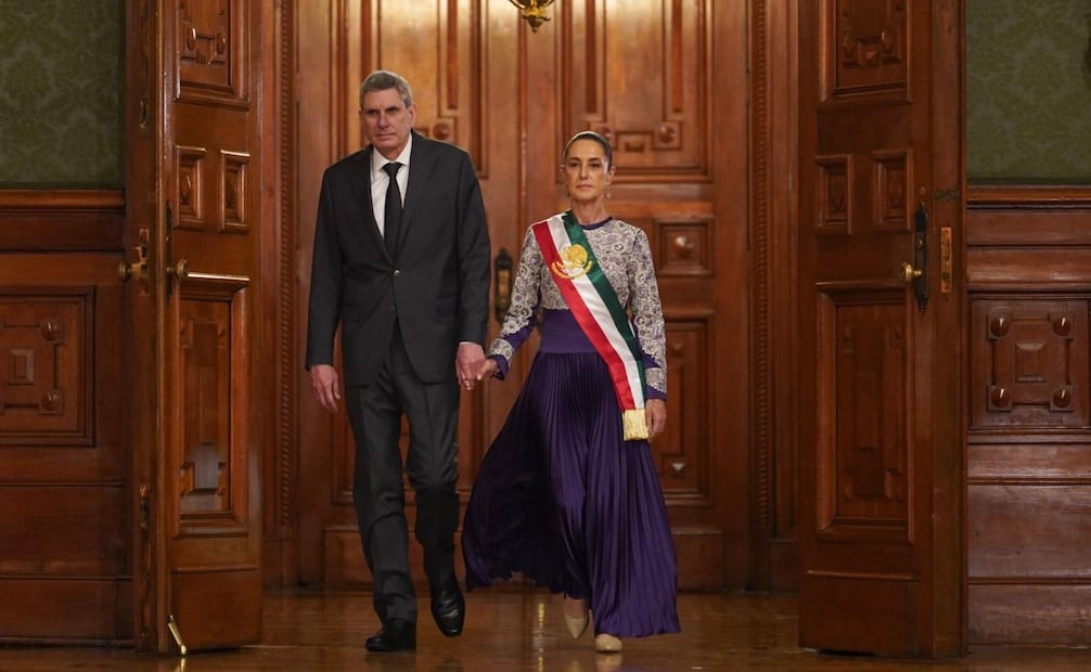 Claudia Sheinbaum da su primer Grito de Independencia en Palacio Nacional, junto a su esposo Jesús María Tarriba (16/09/25) Foto: Especial