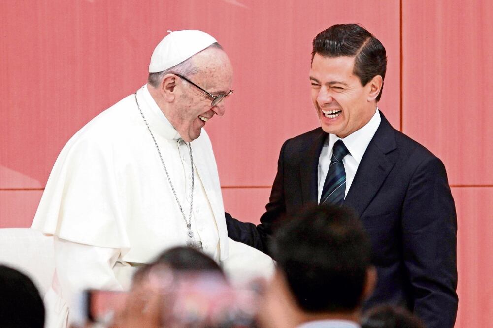 El Presidente destacó que la visita del Obispo de Roma acerca a la religión con las nuevas generaciones (ESPECIAL)