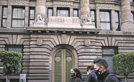 Banxico busca facilitar el envío de remesas