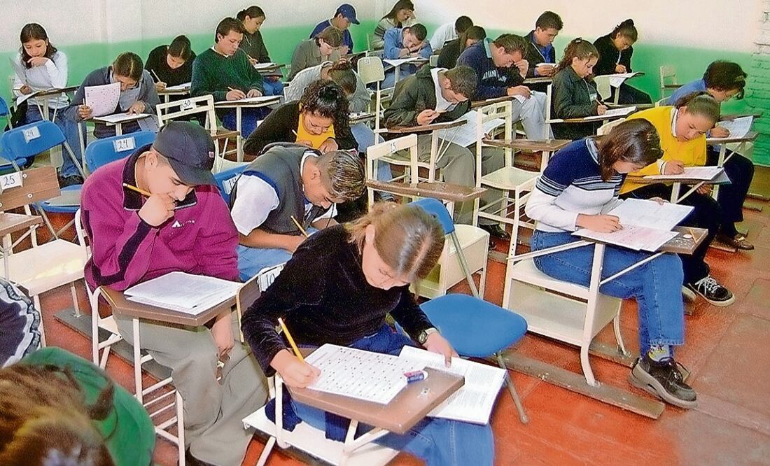 El Centro Nacional de Evaluación (Ceneval) se encuentra en los preparativos para aplicar la prueba PISA. Foto: Archivo El Universal