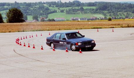 Cómo se inventó el control electrónico de estabilidad en los autos