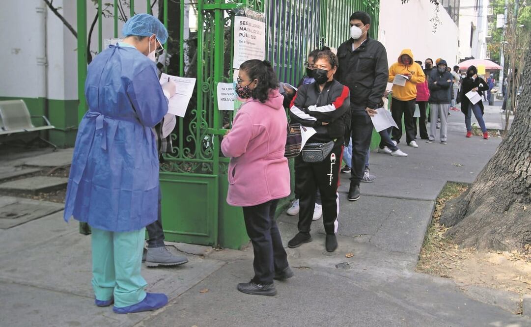 La positividad de pruebas Covid-19 pasó de 4.5%, el 23 de diciembre, a un 25%, al 2 de enero. Foto: Carlos Mejía. EL UNIVERSAL