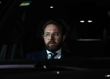 FGR maneja argumentos sensacionalistas: abogado de Javier Duarte; exgobernador no tiene beneficios especiales, asegura