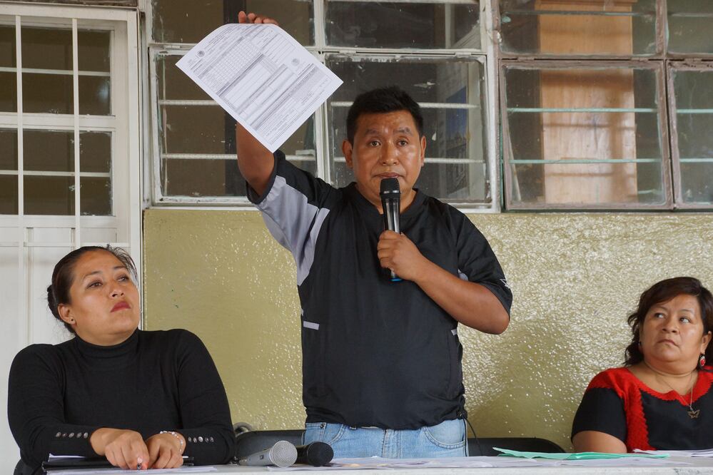 Salvador López Hernández, presidente Comité de Padres de Familia de la escuela primaria “Enrique Pestalozzi” (Foto: Edwin Hernández/ EL UNIVERSAL)