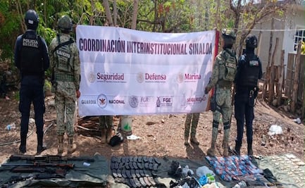 Aseguran arsenal y vehículos robados en Mazatlán; hallan fusiles, granadas y más de 3 mil cartuchos