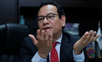 Mucio Hernández renuncia a presidencia de InfoCDMX