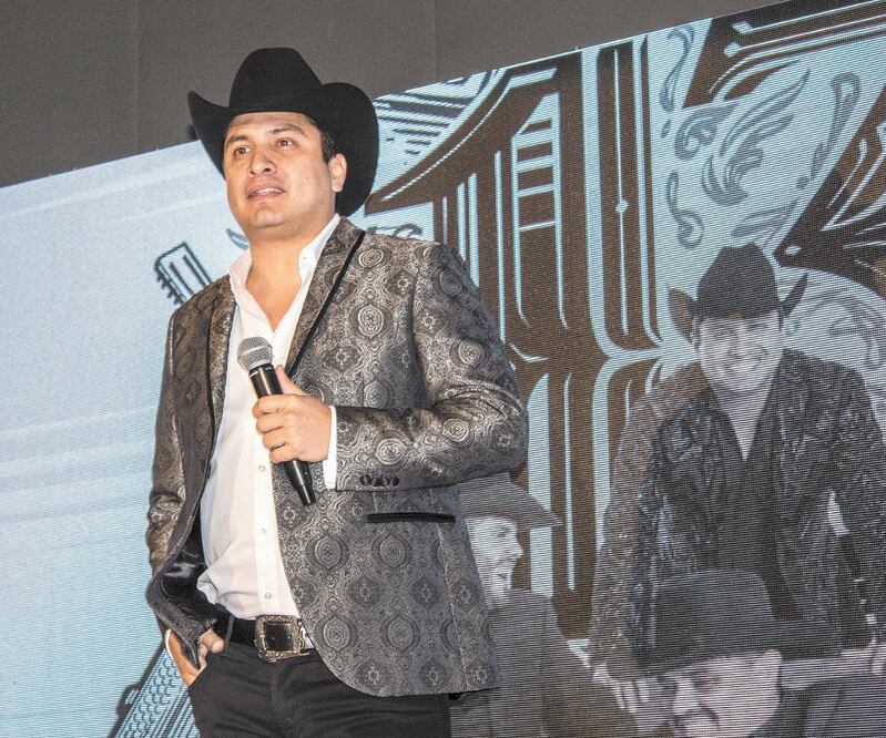 El cantante habló de su nueva gira que lo llevará por 19 estados de la República. CÉSAR OLIVARES. EL UNIVERSAL