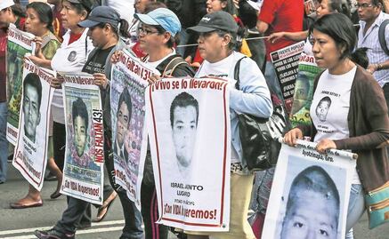 No aceptamos que caso Ayotzinapa sea utilizado por “zopilotes”: AMLO