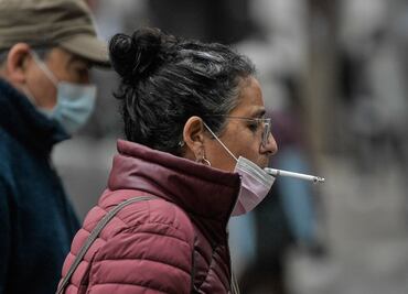 Pese a que las mujeres fuman menos que los varones, les cuesta más abstenerse a este hábito