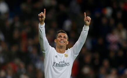 Real Madrid aplasta con 'hat-trick' de CR7