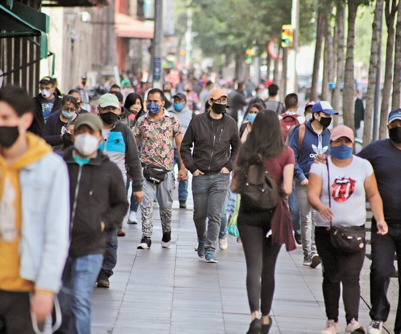 La próxima semana el semáforo Covid de la CDMX permanecerá en naranja, pues no hay parámetros para cambiar a amarillo, informó el gobierno local. Foto: XINHUA