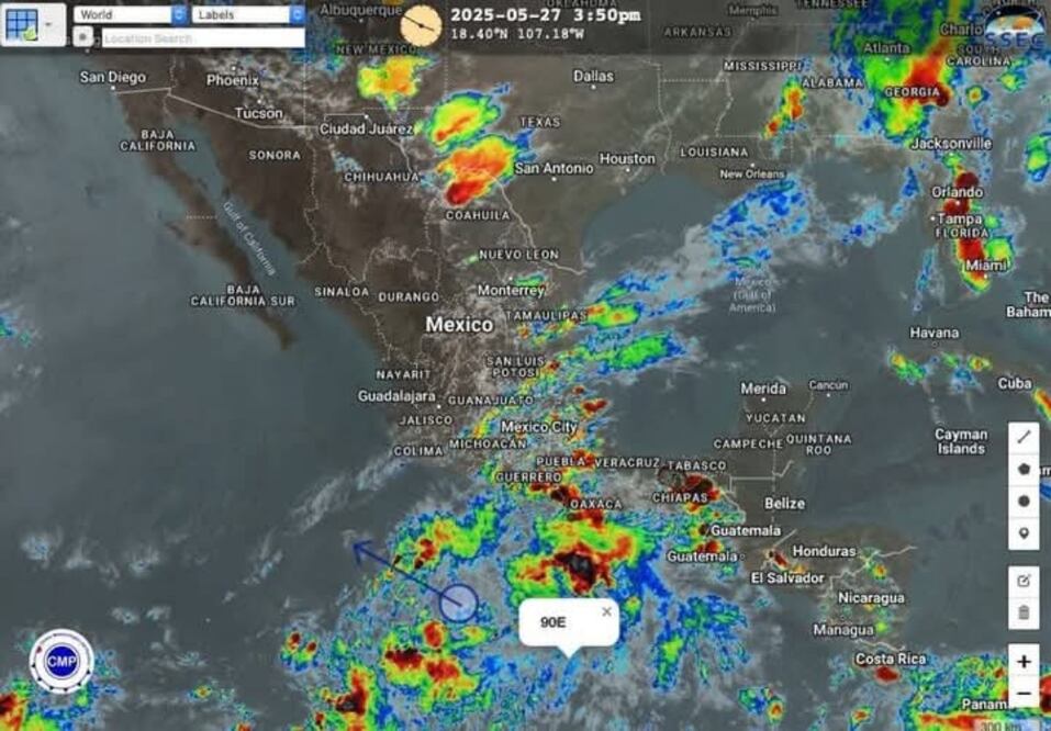 Primer ciclón tropical podría formarse en las próximas horas; cierran navegación en Huatulco. Foto: Especial