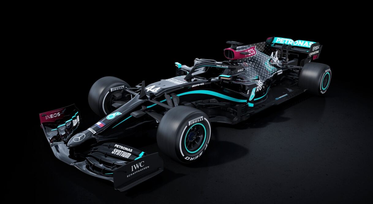 Mercedes-AMG F1 rediseña su auto en contra del racismo