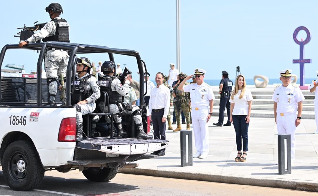 La alcaldesa Paty Lobeira pidió hacer caso a las recomendaciones que hacen los elementos de Protección Civil. Foto: Especial