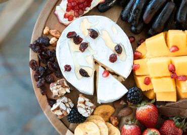 Descubre el tipo de queso que fortalece huesos y dientes sin que acumules grasa