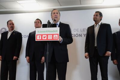 Meade presenta iniciativas anticorrupción