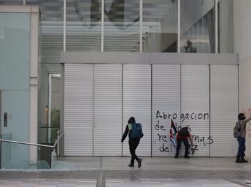 Realizan segunda marcha contra la gentrificación en la CDMX; sigue aquí el minuto por minuto