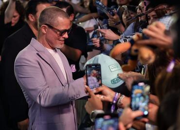 Brad Pitt acelera corazones en la CDMX; presenta su nueva película "F1"