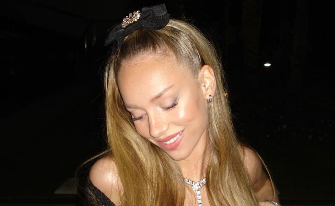 Ester Expósito deslumbró a sus fans con una sesión de fotografías al lado de una ventana. Fuente: Instagram @ester_exposito