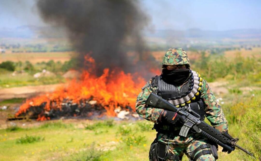 El suceso fue calificado como la incineración de estupefacientes más grande en la historia reciente de Zacatecas. (Foto: Especial)