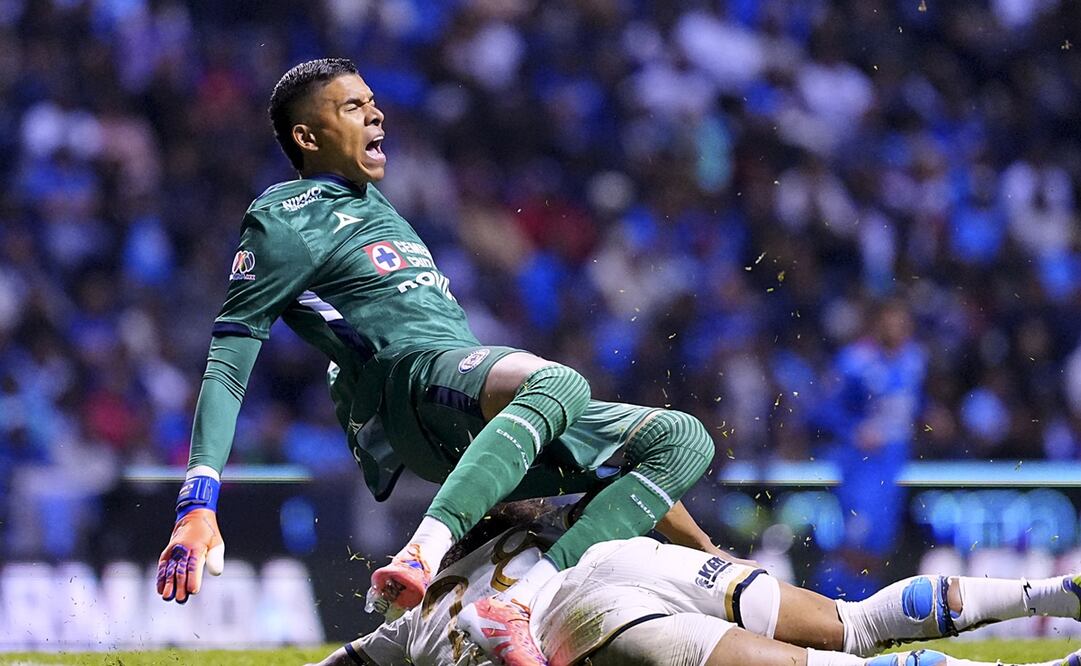 JJ Macías y Kevin Mier salen lesionados / Foto: Imago7