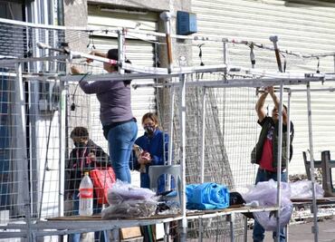 Retiran puestos ambulantes de banquetas y calles en Azcapotzalco para hacer limpieza