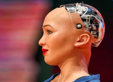 Quién es Sophia, la robot humanoide que ayudará a combatir el Covid