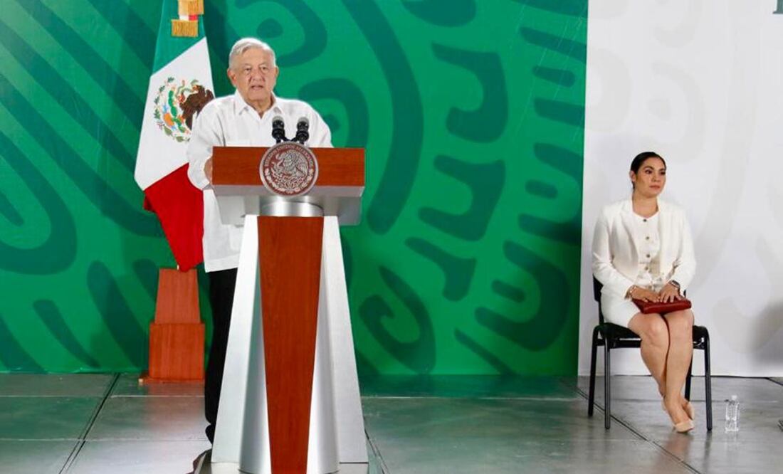 El presidente manifestó que está muy contento con el trabajo de la edil y señaló que tendrá todo el apoyo de la Semar en cuestión de seguridad. Foto: Presidencia