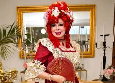 ¿Layda Sansores o María Antonieta?; gobernadora desata polémica en redes sociales por disfraz de precarnaval