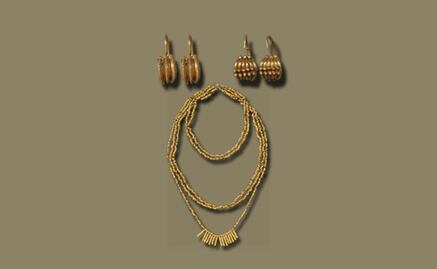 Exponen en Grecia los milenarios tesoros de Troya