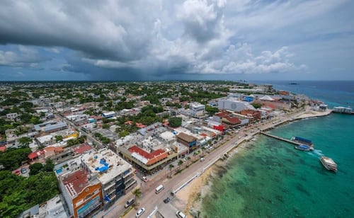 Mara Lezama anuncia inversión de 3 mil 600 mdp de CFE para cableado submarino en Cozumel; modernizará suministro eléctrico, destaca
