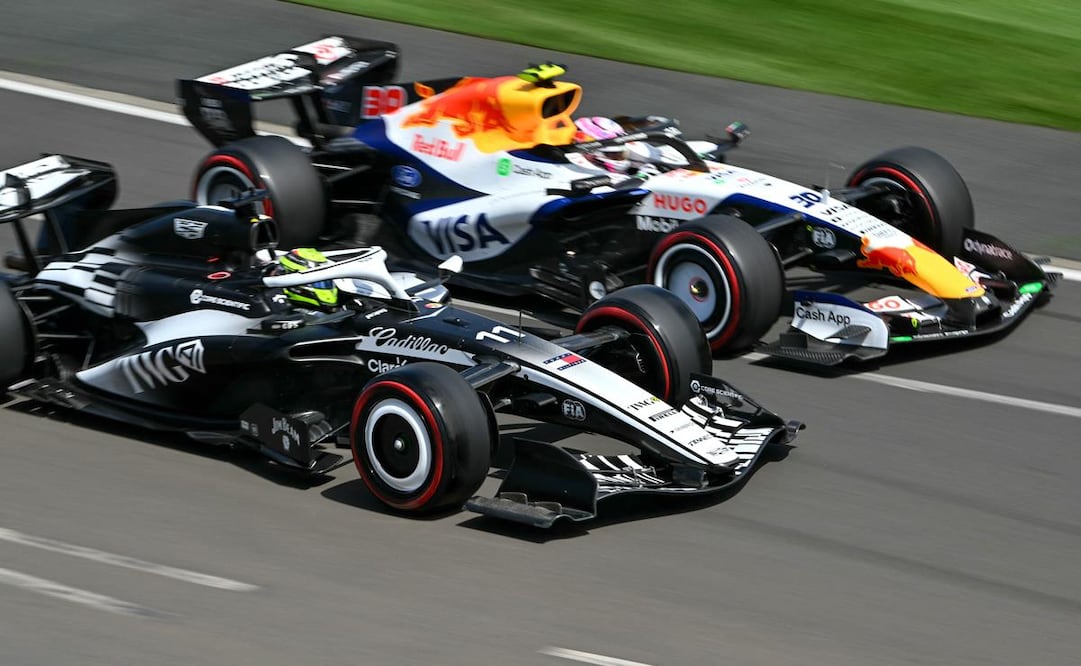 Checo Pérez y su roce con Liam Lawson / Foto: AFP