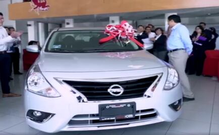 Uber regala automóvil a conductor destacado 