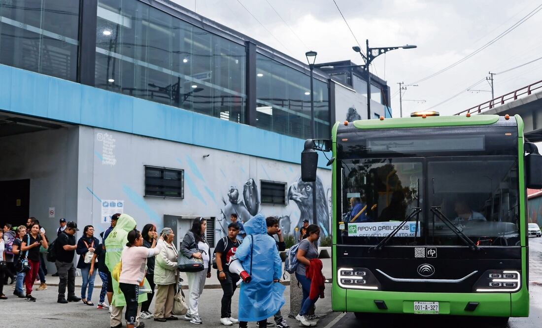 Usuarios del Cablebús contarán con el servicio gratuito de 25 unidades de RTP para cubrir el trayecto de Constitución de 1917 a Xalpa. Foto: Hugo Salvador EL UNIVERSAL
