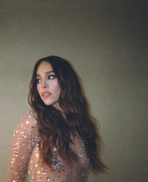 Danna Paola tiene el look metalizado ideal para la temporada