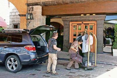 Mejoran los salarios de trabajadores en turismo