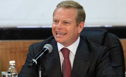 Arturo Escobar, coordinador del PVEM en la Cámara de Diputados, da positivo a Covid-19