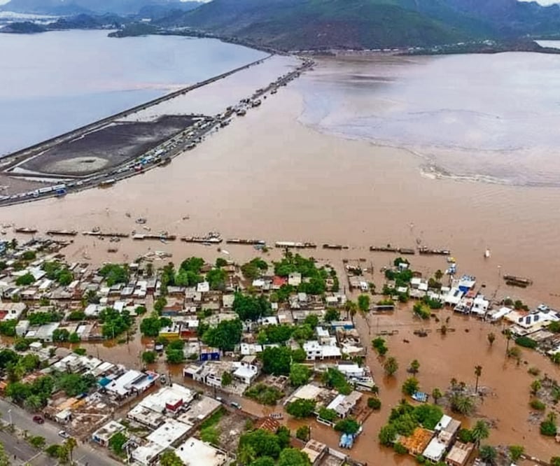 El sábado, Protección Civil informó que realiza un plan de acción por inundación en comunidades rurales de Guaymas y Empalme. Foto: Especial