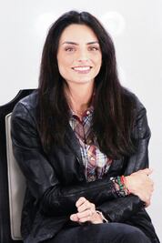 Aislinn Derbez, sexy aún sin querer