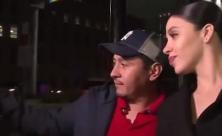 Emma Coronel se deja tomar "selfie" en calles de Brooklyn