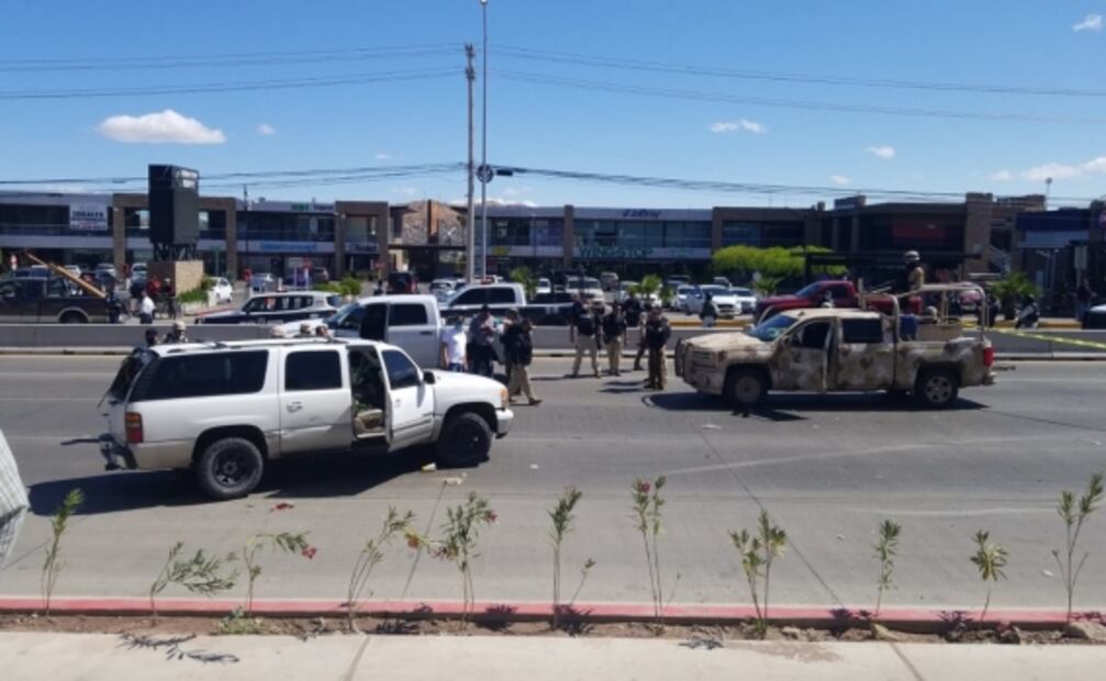 Balaceras, incendios, rapiña y explosivos en un camión desatan caos en las últimas horas en Sonora