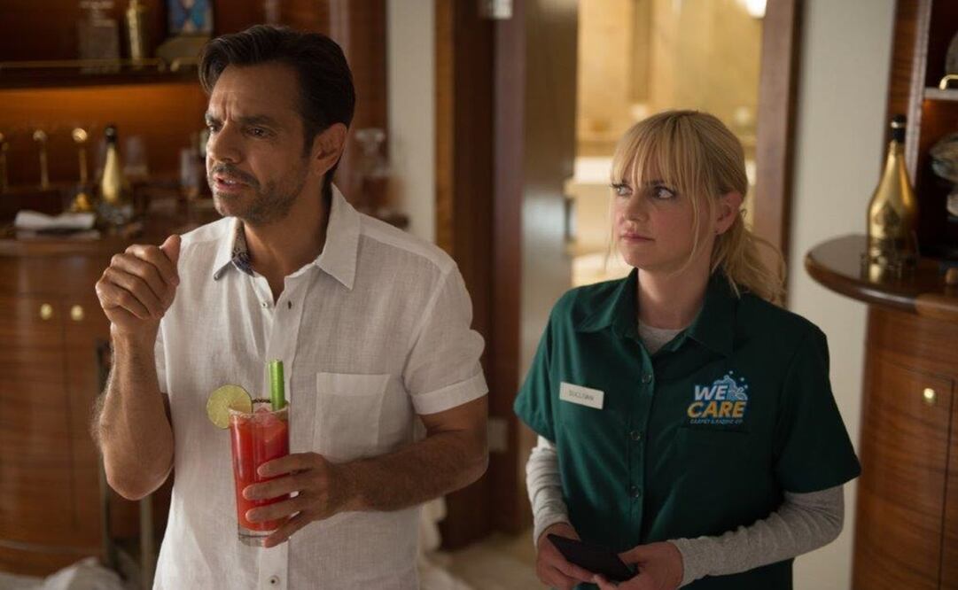 "Hombre al agua" es protagonizada por Eugenio Derbez y Anna Faris. Foto: Lifetime.