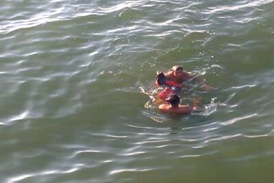 Rescata Semar a náufrago frente a costas de Belice