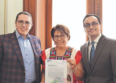 Edil de BJ entrega iniciativa sobre trámites para obras