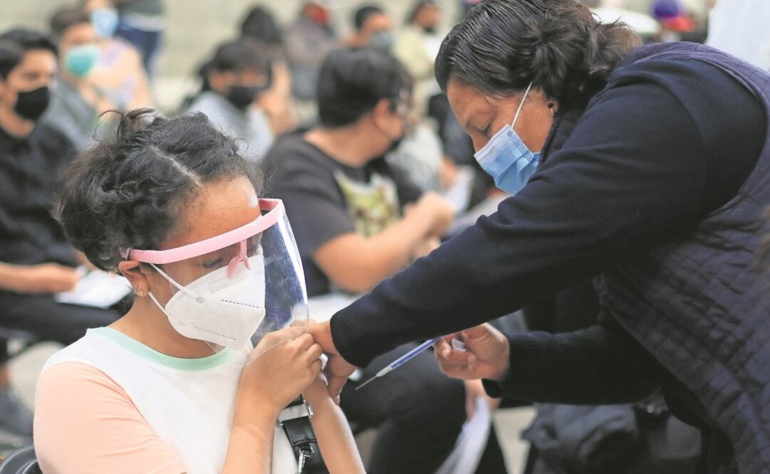 La vacunación en niños no ha sido recomendada por la Organización Mundial de la Salud, dijo Hugo López-Gatell. Foto: ARCHIVO EFE